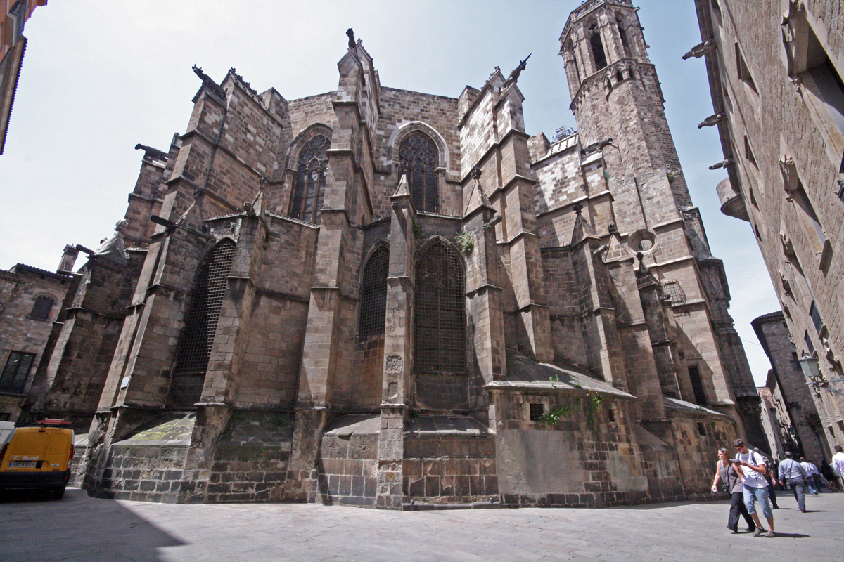 gothic-church-barcelona